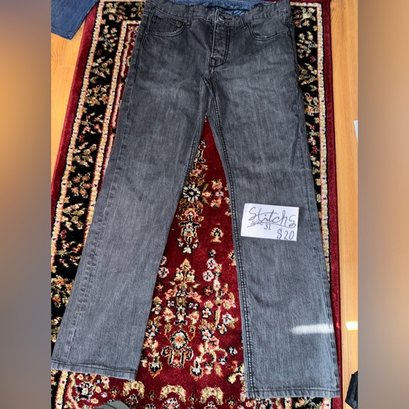 StitchS Jeans - Picture 2 of 3